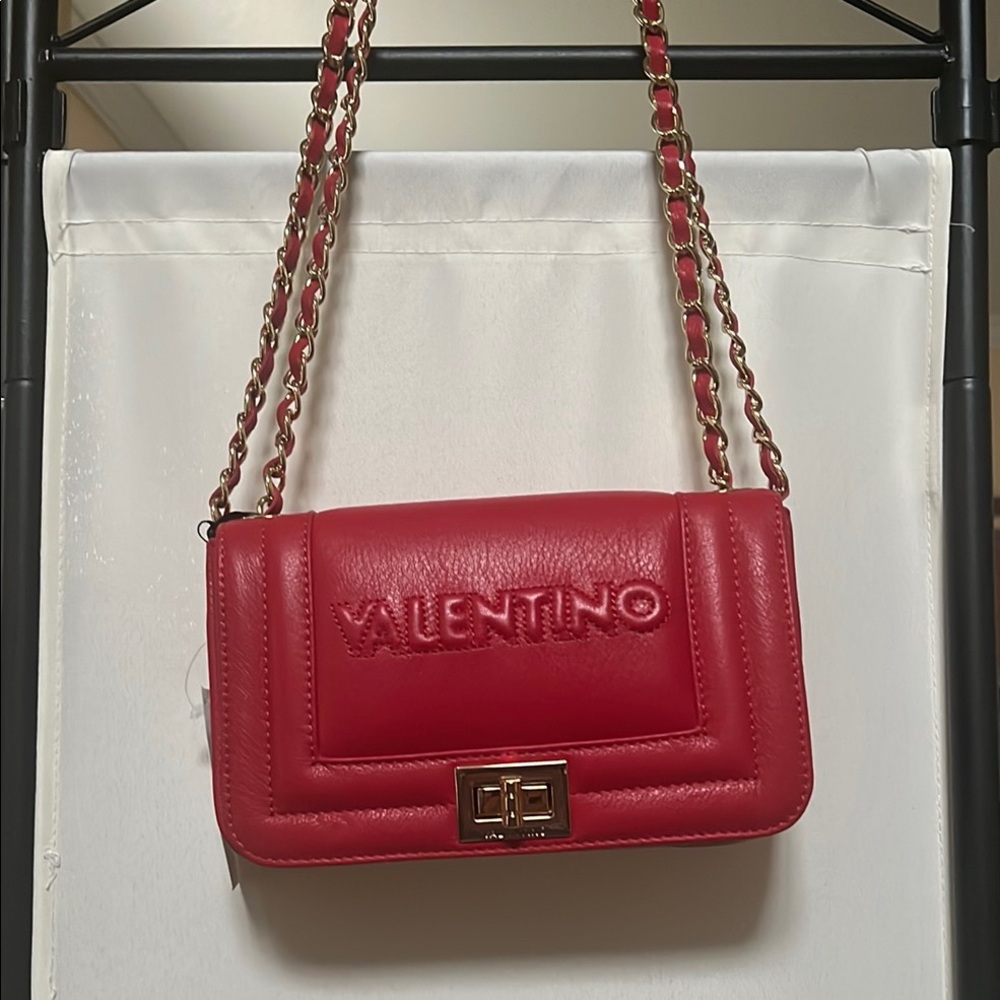 Valentino Red Crossbody Bag with Chain Strap. Perfect for any days❤️
